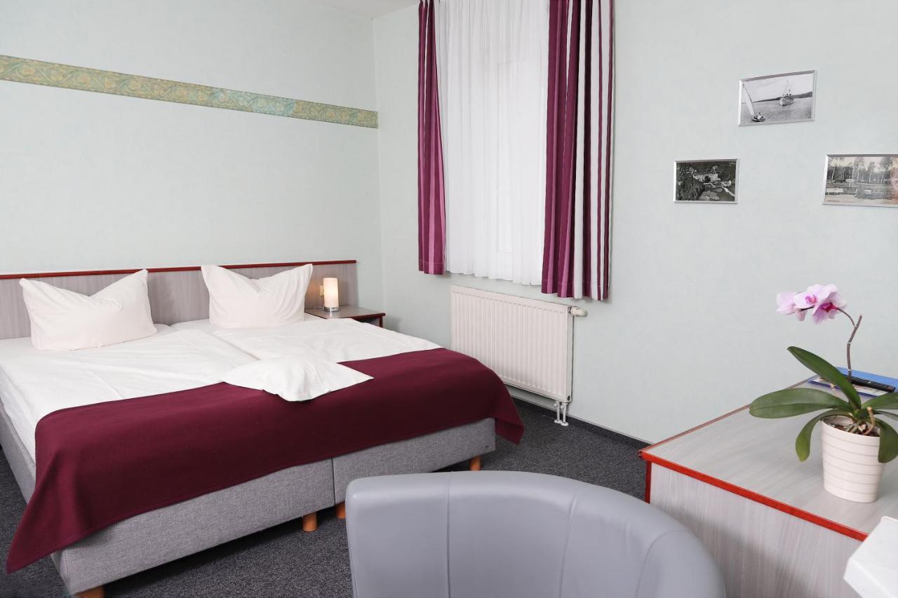 Hotel "Am Werl" Bad Saarow Extérieur photo